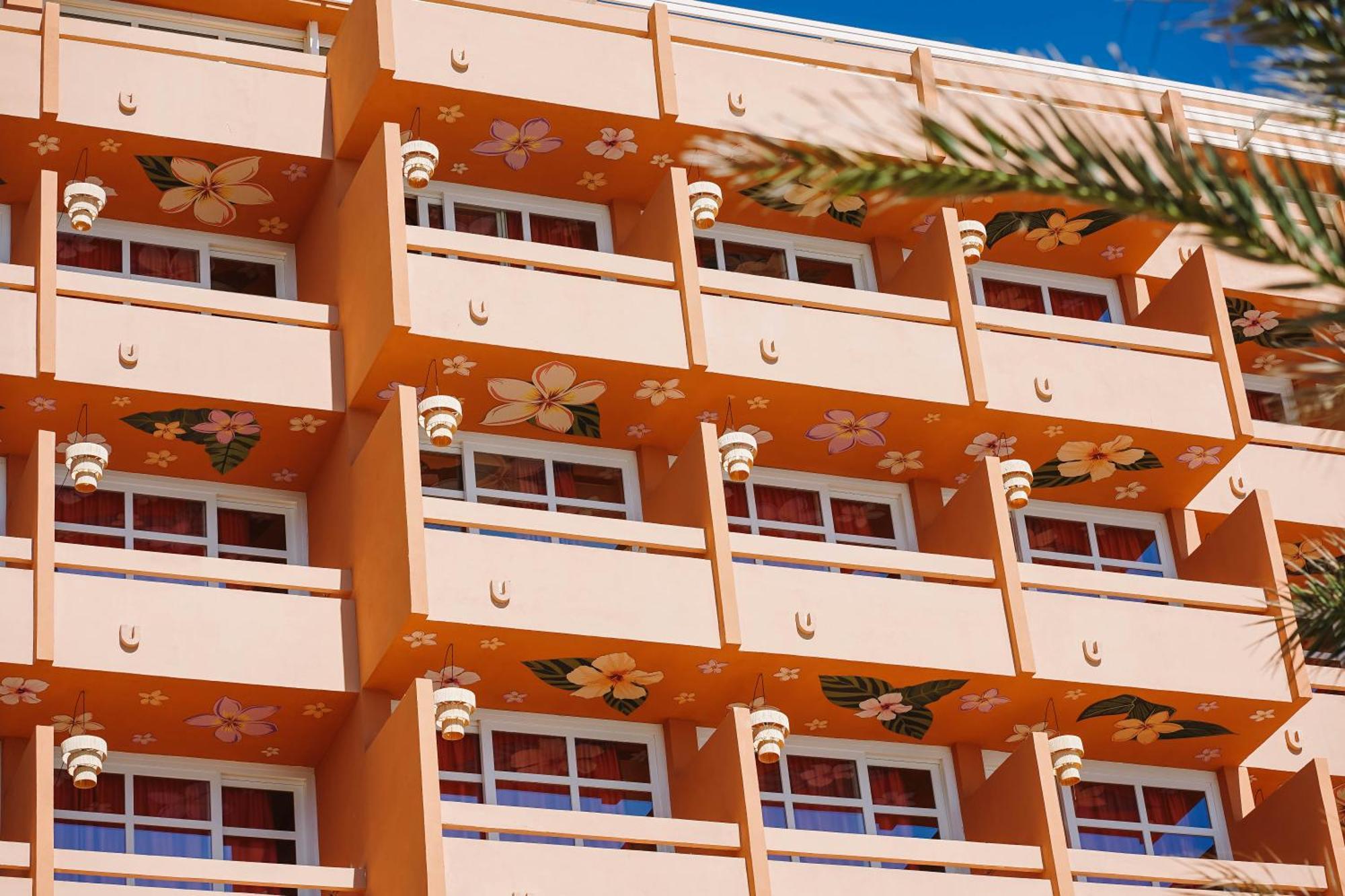 Bikini Island & Mountain Hotel Es Trenc -Adults Only- Colonia de Sant Jordi Eksteriør bilde